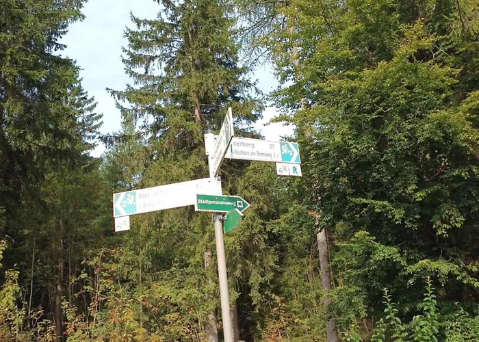 Am Rennsteig Apartman Neuhaus am Rennweg